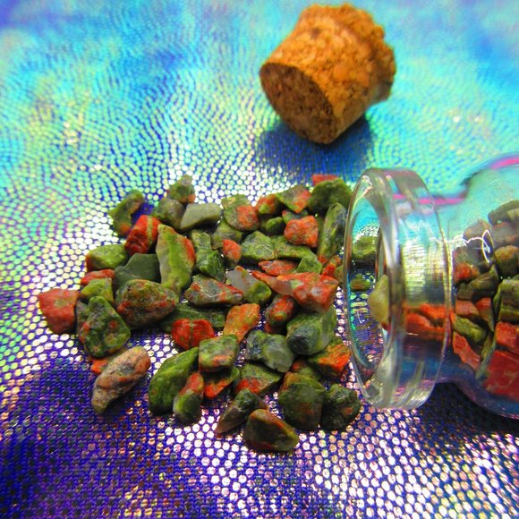 Unakite Jasper Gemstone Chips In A Bottle Embellishments Natural Semi Precious - Picture 1 of 3
